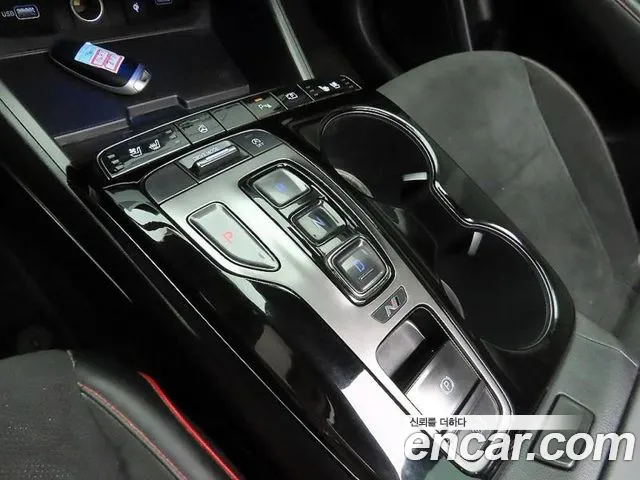 Hyundai Tucson Tucson (NX4) Бензин 1.6 турбо 2WD — Фото автомобиля 10