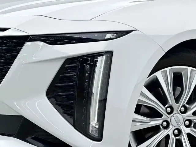 Cadillac CT6 — Фото автомобиля 10