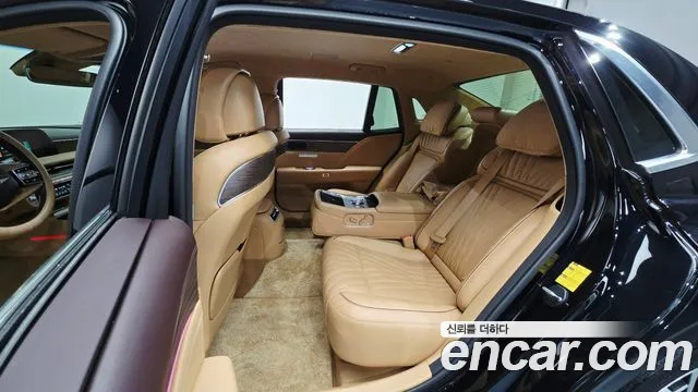 Genesis G90 Бензин 3.5 турбо AWD — Фото автомобиля 10
