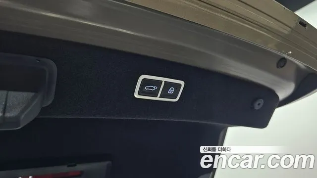Genesis G90 Бензин 3.5 турбо AWD — Фото автомобиля 20