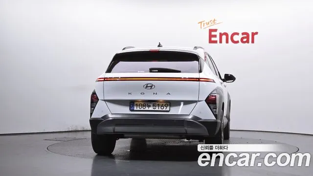 Hyundai Kona Kona (SX2) Бензин 1.6 турбо 2WD — Фото автомобиля 4