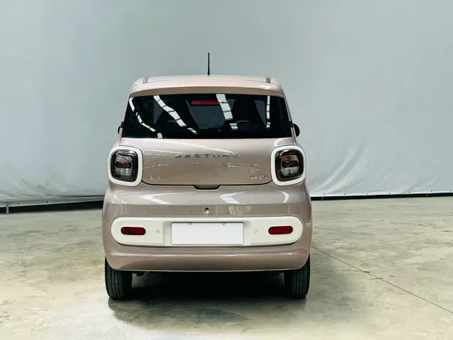 Besturn Bestune Pony 2026 222km Colorful Horse — Фото автомобиля 5