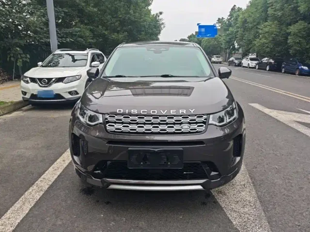 Land Rover Discovery Sport — Фото автомобиля 2