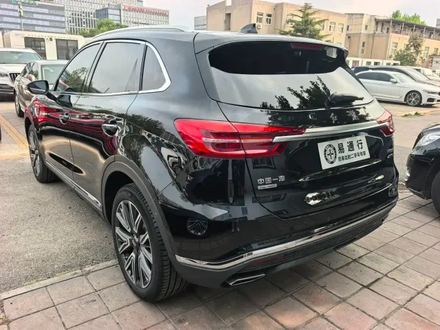 Hongqi HS5 — Фото автомобиля 16