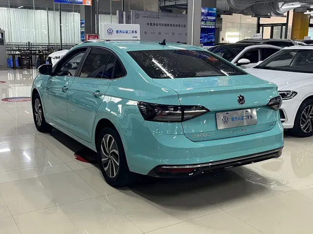 Volkswagen Lavida — Фото автомобиля 6