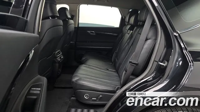 Genesis GV80 2.5T Бензин AWD — Фото автомобиля 12