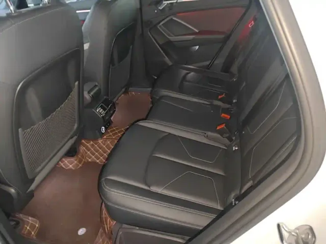 Audi Q3 — Фото автомобиля 16