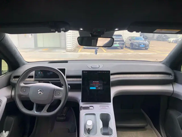 Nio EC6 — Фото автомобиля 13