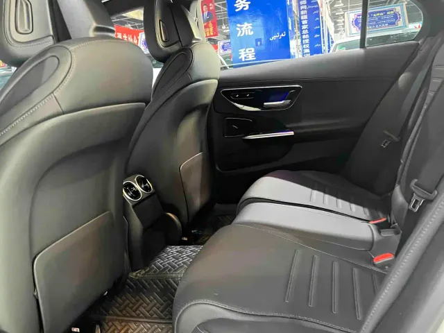 Mercedes-Benz C-Class — Фото автомобиля 6