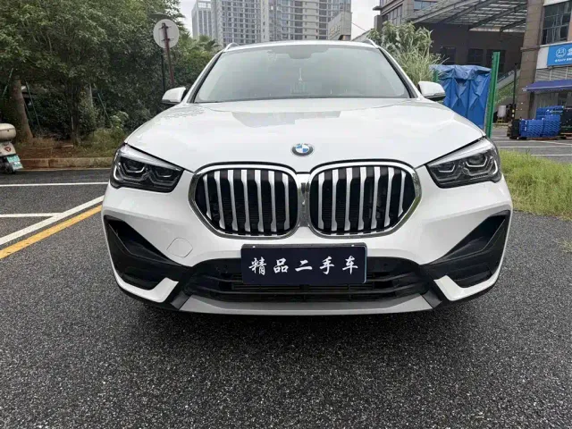 BMW X1 — Фото автомобиля 2