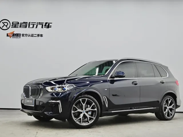 Фотография автомобиля — BMW X5
