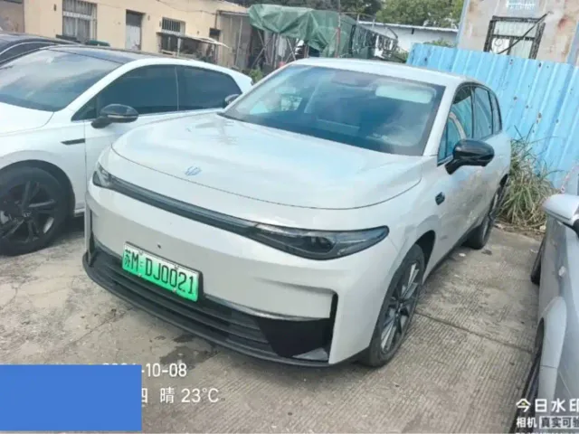 Фотография автомобиля — Leapmotor C10