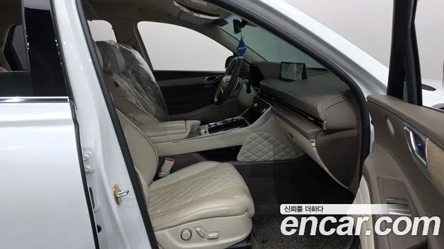 Genesis GV80 — Фото автомобиля 16