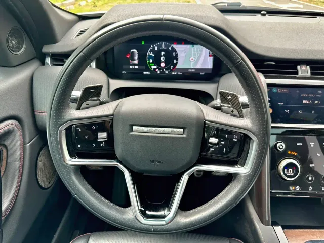 Land Rover Discovery Sport — Фото автомобиля 17