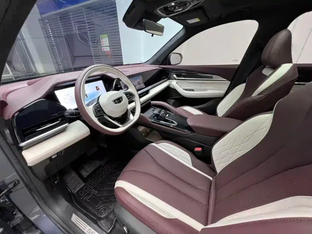 Geely Xingyue L — Фото автомобиля 3