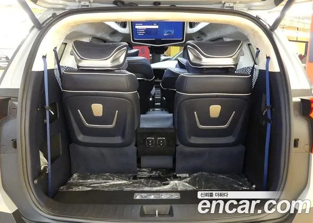 Kia Carnival 4th Gen — Фото автомобиля 4