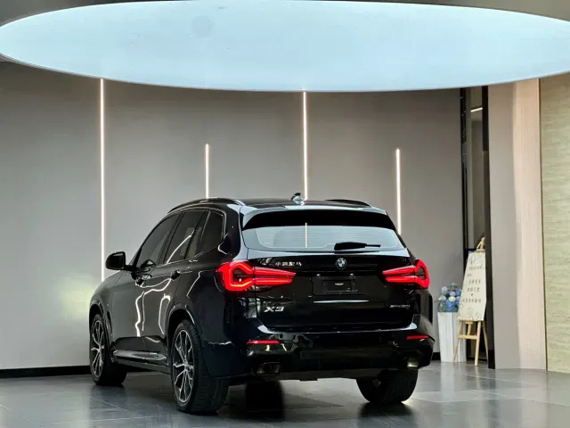 BMW X3 — Фото автомобиля 12
