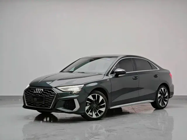 Фотография автомобиля — Audi A3