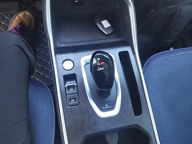 Haval H6 — Фото автомобиля 13