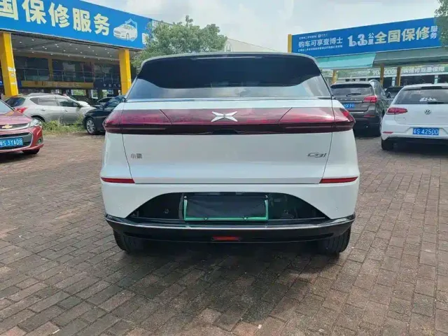 Xpeng G3 — Фото автомобиля 8