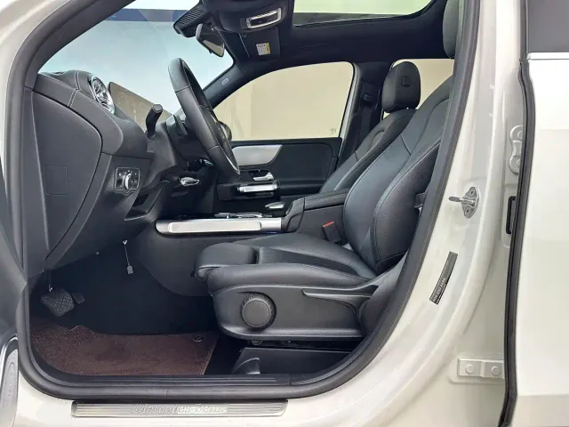 Mercedes-Benz GLB-Class — Фото автомобиля 3