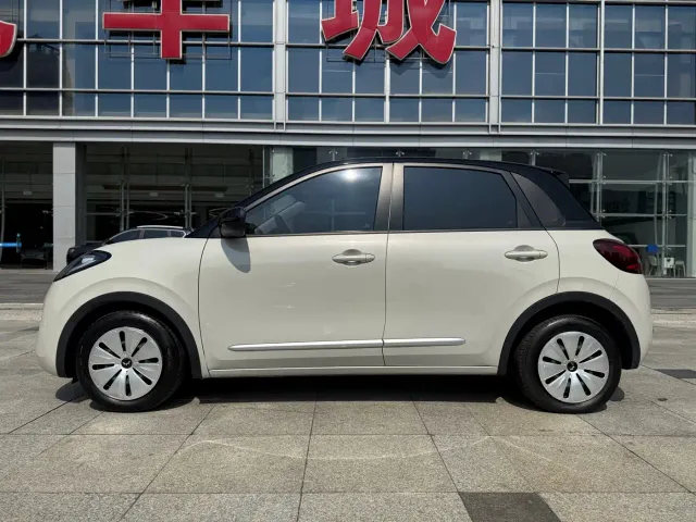 Wuling Bingo — Фото автомобиля 3