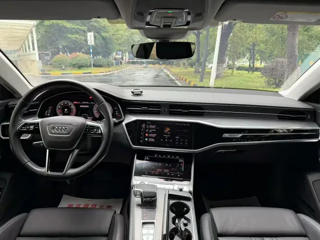 Audi A7 — Фото автомобиля 8
