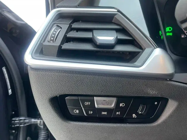 BMW 3 Series — Фото автомобиля 18