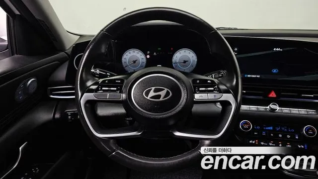 Hyundai Avante CN7 — Фото автомобиля 20