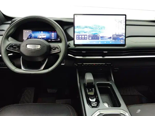 Geely Haoyue L — Фото автомобиля 11