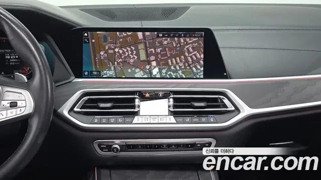 BMW X7 — Фото автомобиля 12