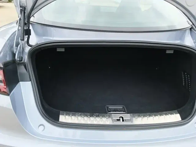 Hozon Neta GT — Фото автомобиля 18