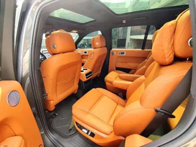 Li Auto Li L8 2023 Pro — Фото автомобиля 6