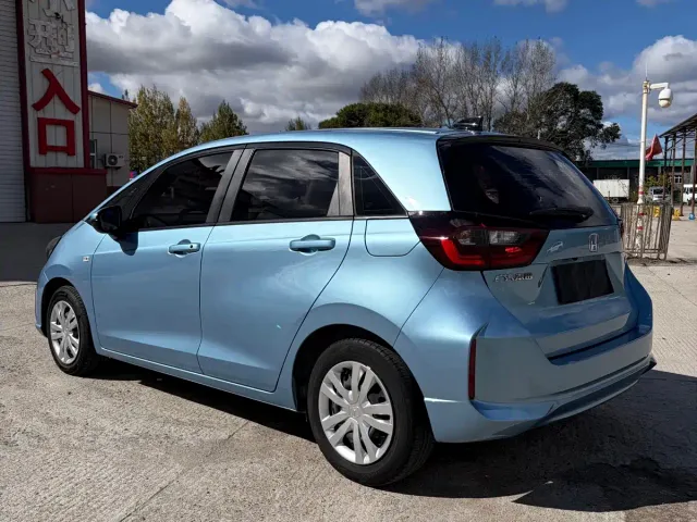 Honda Fit — Фото автомобиля 9