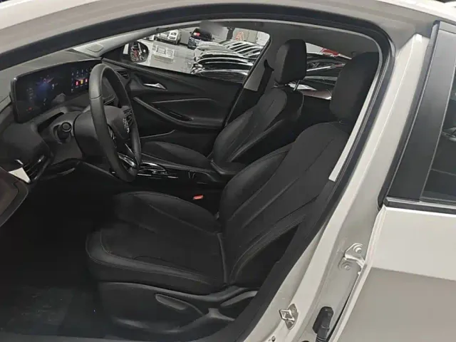 Buick Verano — Фото автомобиля 14