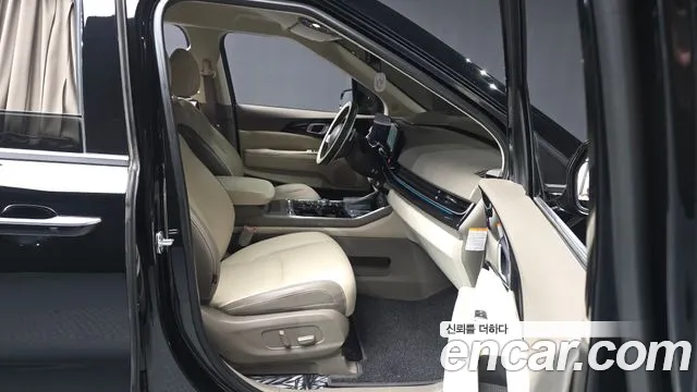 Kia Carnival Generation 4 — Фото автомобиля 17