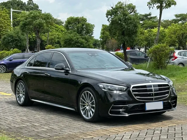 Mercedes-Benz S-Class — Фото автомобиля 3