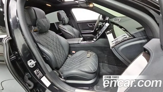 Mercedes-Benz S-Class — Фото автомобиля 18