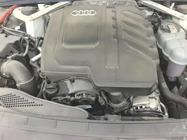 Audi A4L — Фото автомобиля 10