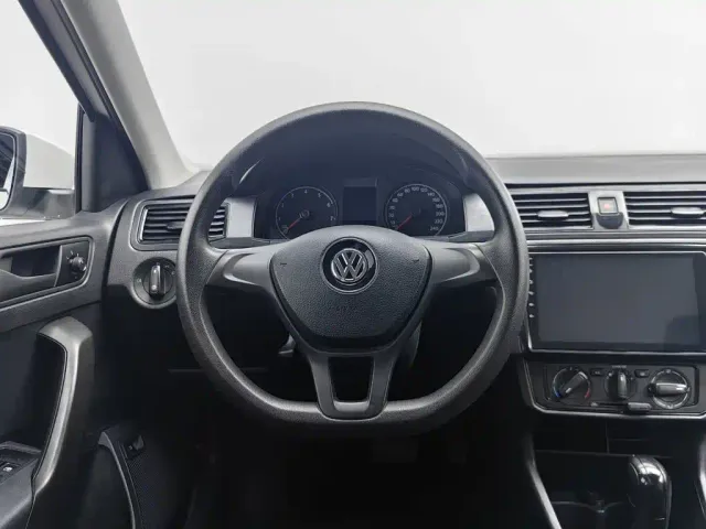 Volkswagen Santana — Фото автомобиля 11