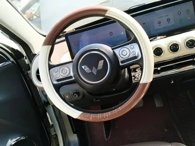 Wuling Bingo — Фото автомобиля 10