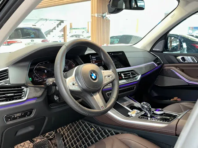 BMW X5 — Фото автомобиля 7