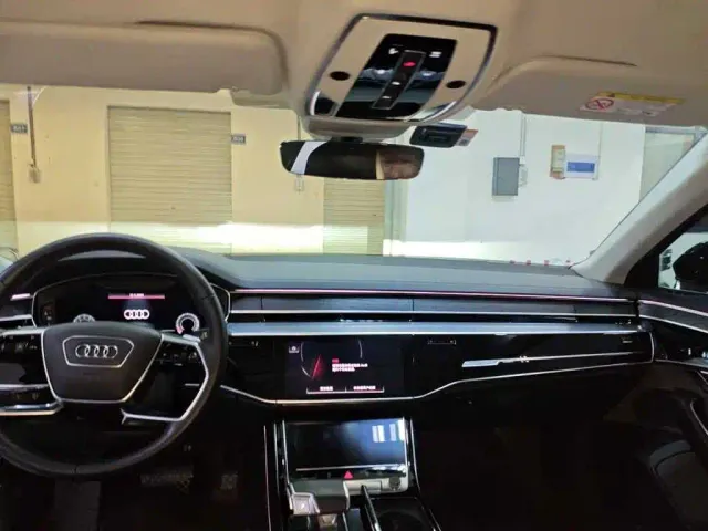 Audi A8 — Фото автомобиля 3
