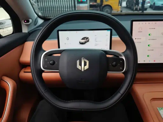 Leapmotor C10 — Фото автомобиля 10