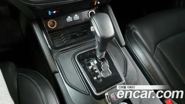 KG_Mobility_Ssangyong Rexton Новый Rexton Sport Дизель 2.2 4WD — Фото автомобиля 9