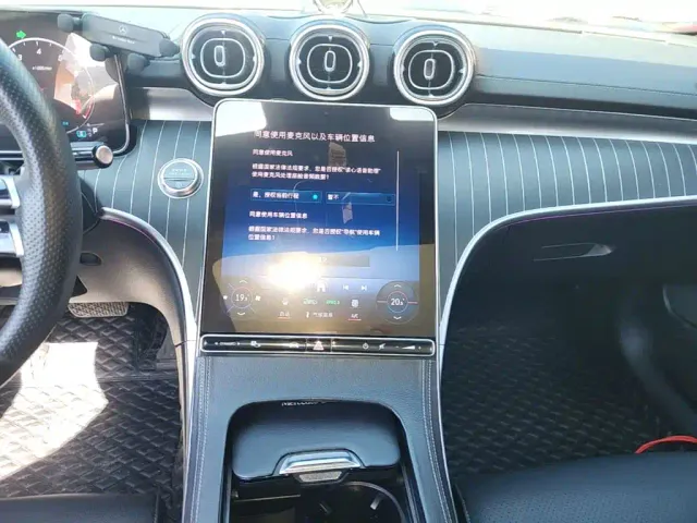 Mercedes-Benz C-Class — Фото автомобиля 12
