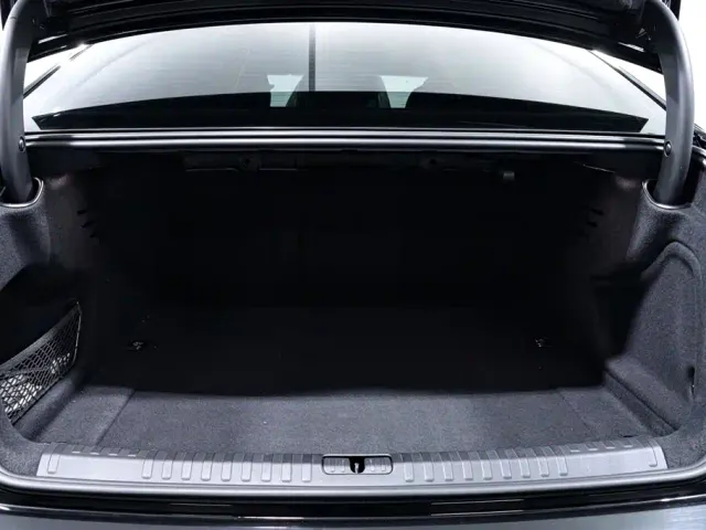 Audi A6L — Фото автомобиля 22