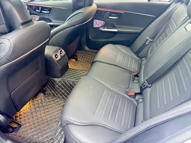 Mercedes-Benz C-Class — Фото автомобиля 8