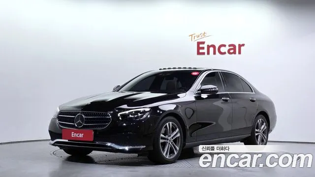Фотография автомобиля — Mercedes-Benz E-Class W213