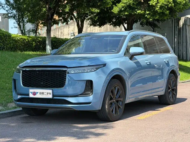 Фотография автомобиля — Li Auto ONE